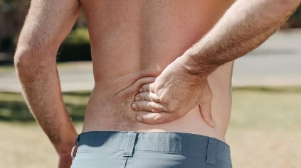 Dolor de columna después de los 40: causas, síntomas y tratamientos para recuperar movilidad