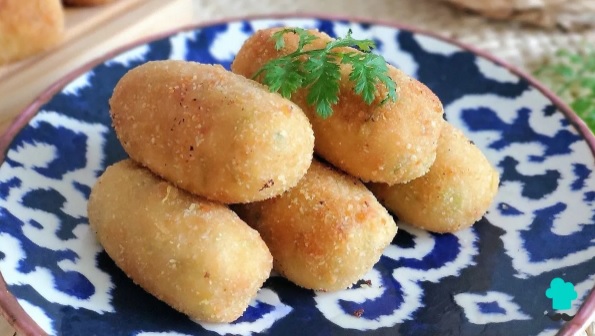 Croquetas de calabacín y queso: receta fácil, cremosa y crujiente
