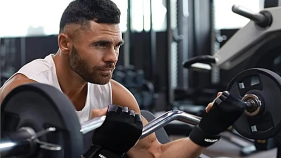 Los mejores guantes de gimnasio para entrenar con protección, agarre y comodidad