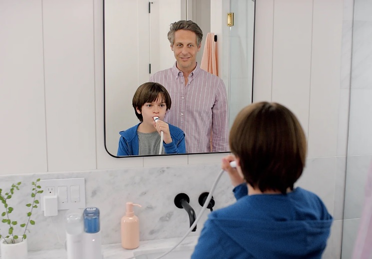 🦷 ¿Cada cuánto hay que cambiar el cepillo de dientes? Una dentista lo aclara