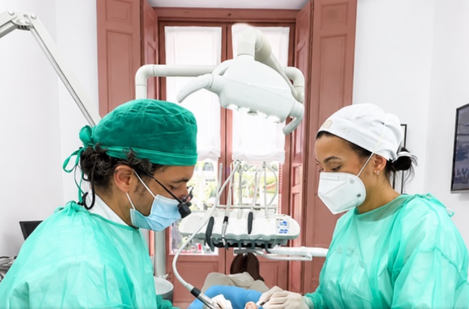 Odontología de autor: la importancia de la planificación y el criterio médico para lograr tratamientos personalizados