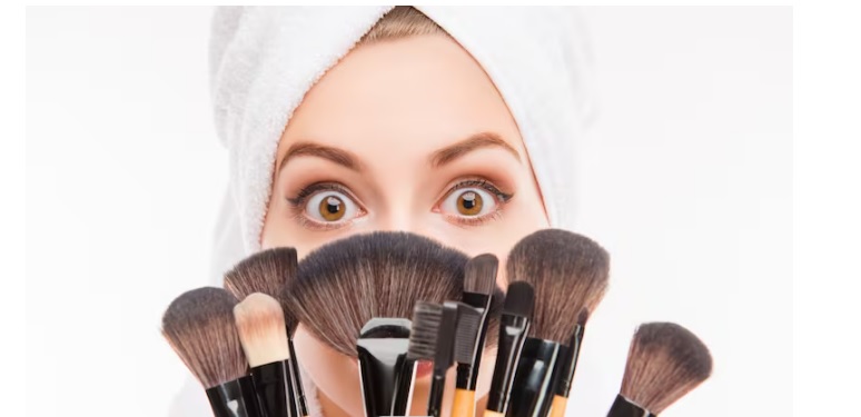 Cómo crear un espacio de maquillaje personal, organizado y eficiente