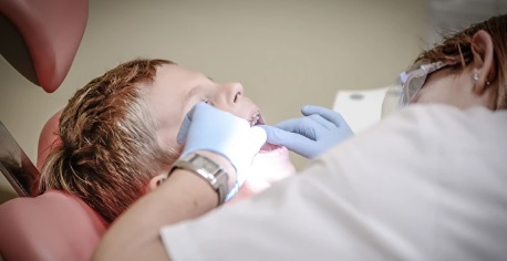 La salud bucodental, un reto pendiente en España: alto impacto en la calidad de vida y desigualdad en el acceso