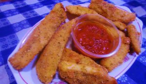 PALITOS CRUJIENTES DE POLLO CON FRUTOS SECOS