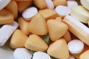Los riesgos de tomar viagra a diario: la pastilla azul y sus perjuicios contra la salud