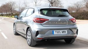 Nuevo Mitsubishi Colt 2025: ¡adiós motor básico! ¿Precios y equipamientos?